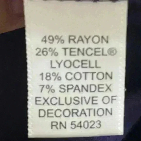 Banana Republic Women’s Blue Tank Top - Picture 7 of 7